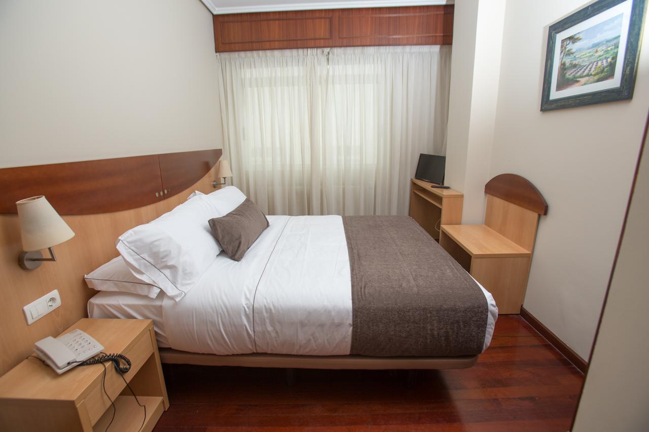 Real Ferrol Hotel ภายนอก รูปภาพ